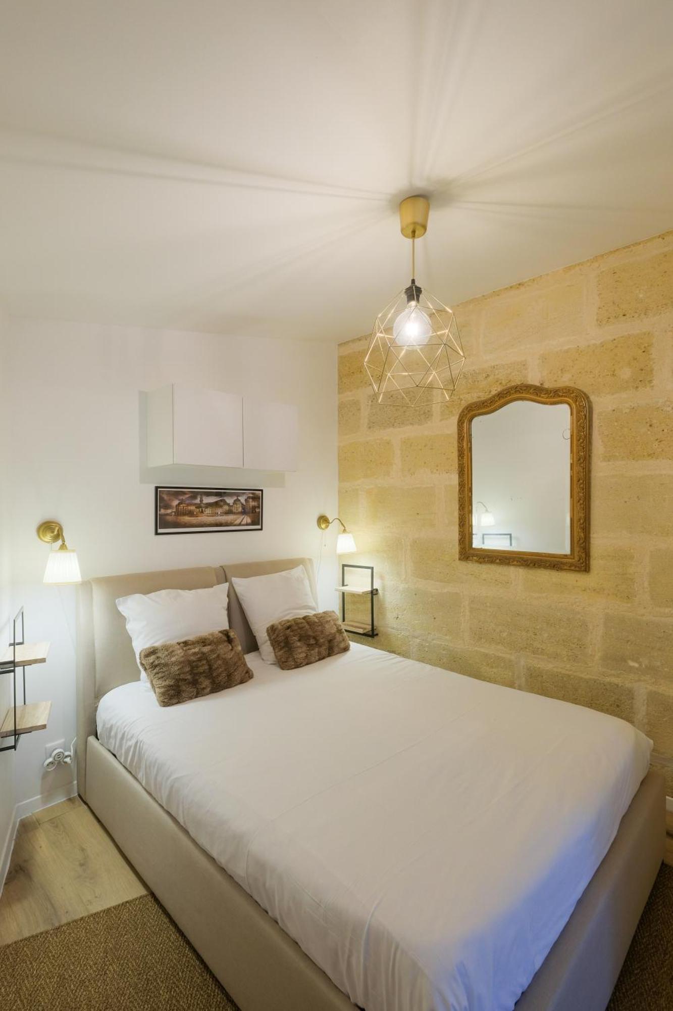 Les Suites D'Alienor, Suite Cosy Pessac Eksteriør bilde