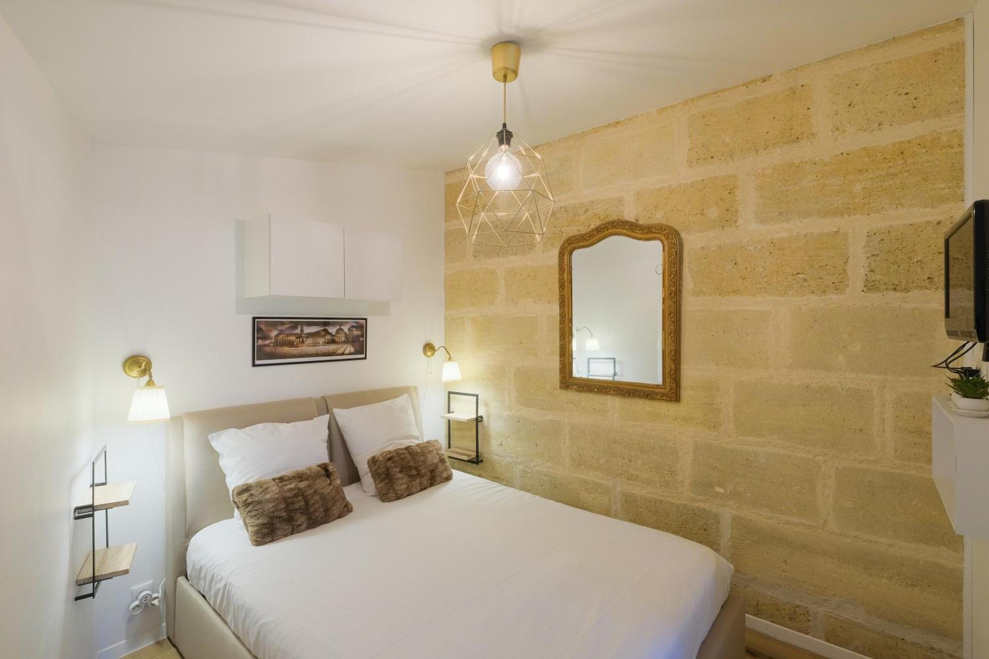 Les Suites D'Alienor, Suite Cosy Pessac Eksteriør bilde